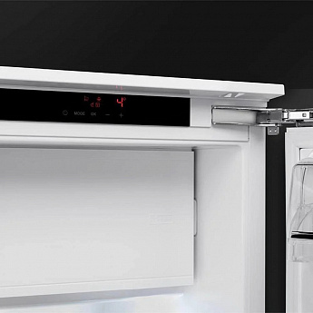 картинка Встраиваемый холодильник Smeg S8C124DE 